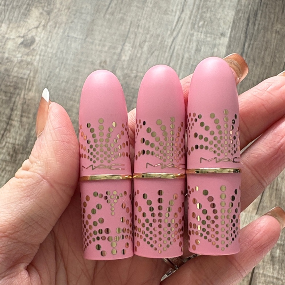 NWOT MAC Pink Lipstick Set
